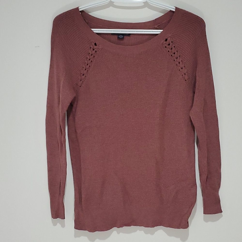 AMERICAN Eagle purple small long sleeve crew neck light sweater